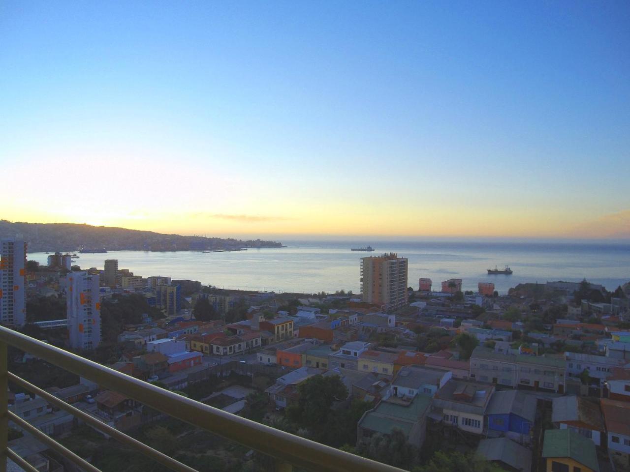 Alluring View At Valparaiso Departamento Bagian luar foto